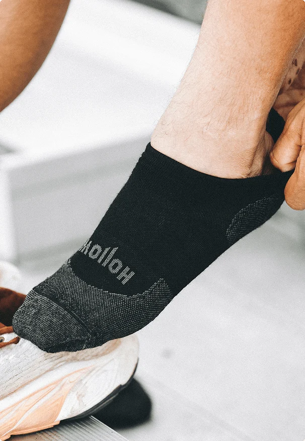 Run No-Show Tab Socks